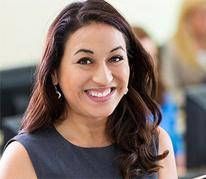 education administration student taking courses online