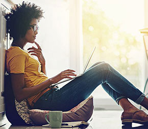 online teaching degree student studying in her kitchen