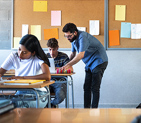 high school teacher helps student